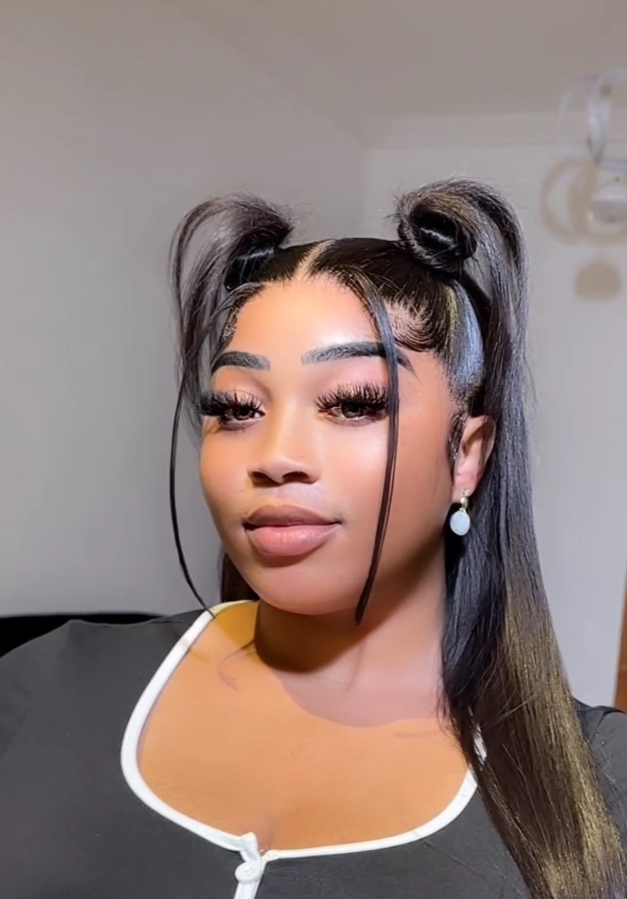 Stylist created hairstyle  - Image 2